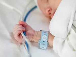 Tecnologia evita sequelas cerebrais em bebês que ficaram sem oxigênio