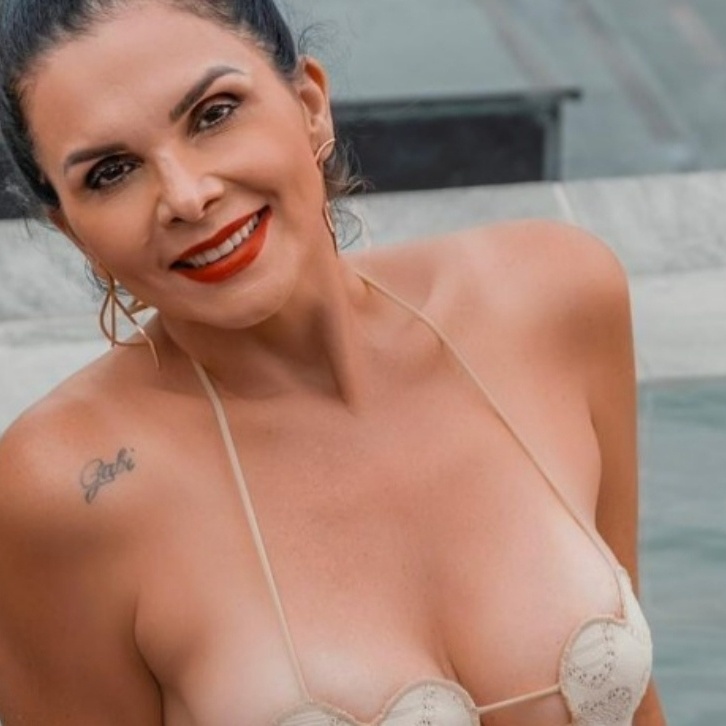 Keksa ayolning shaxsiy porno surati Anal jinsiy aloqa qullari porno videolarni onlayn tomosha qilishadi