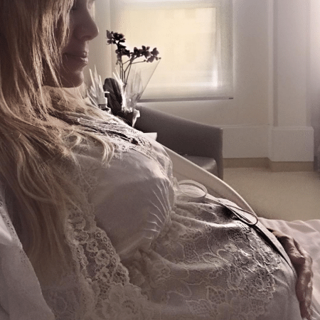 Eliana mostra barriga da gravidez - Reprodução/Instagram/eliana