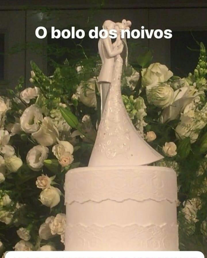 Bolo dos noivos do casamento de Lexa e MC Guimê - Reprodução/Instagram