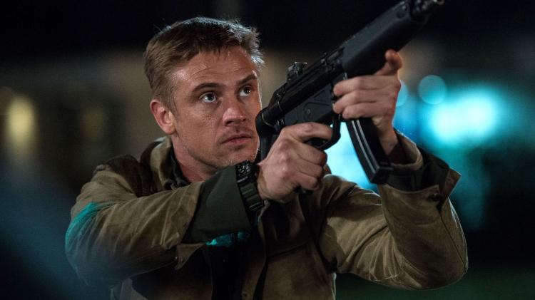 Boyd Holbrook em cena de "O Predador" - Reprodução - Reprodução