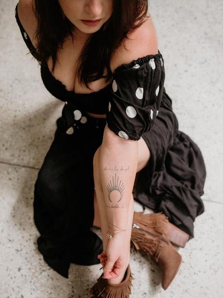 Mari Bridi mostrou tatuagem nas redes sociais - Reprodução/Instagram @maribridicardoso