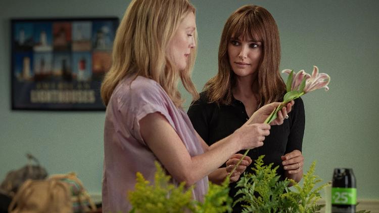 Juliane Moore e Natalie Portman estrelam 'Segredos de um Escândalo'