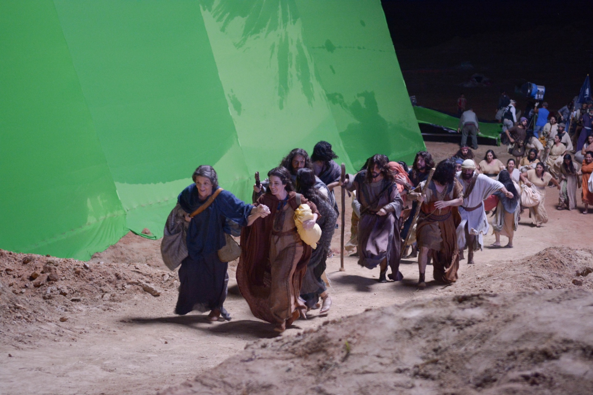 A travessia do povo hebreu para terra prometida foi gravada na Fazenda Lama Preta, no Rio de Janeiro - Michel Angelo/Record