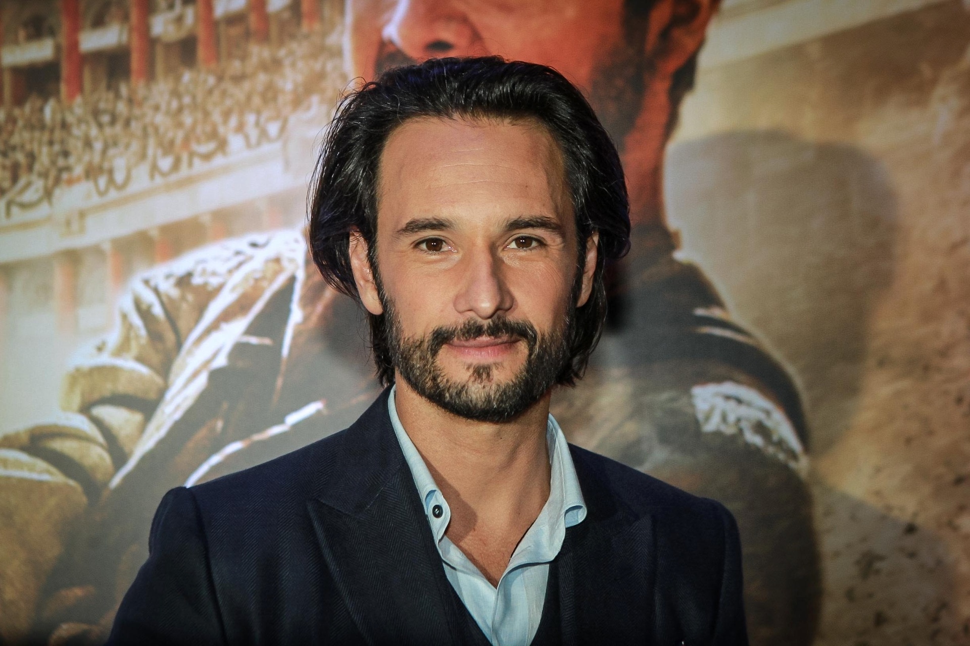 01.ago.2016 - Rodrigo Santoro interpreta Jesus Cristo no épico "Ben-Hur" - AgNews
