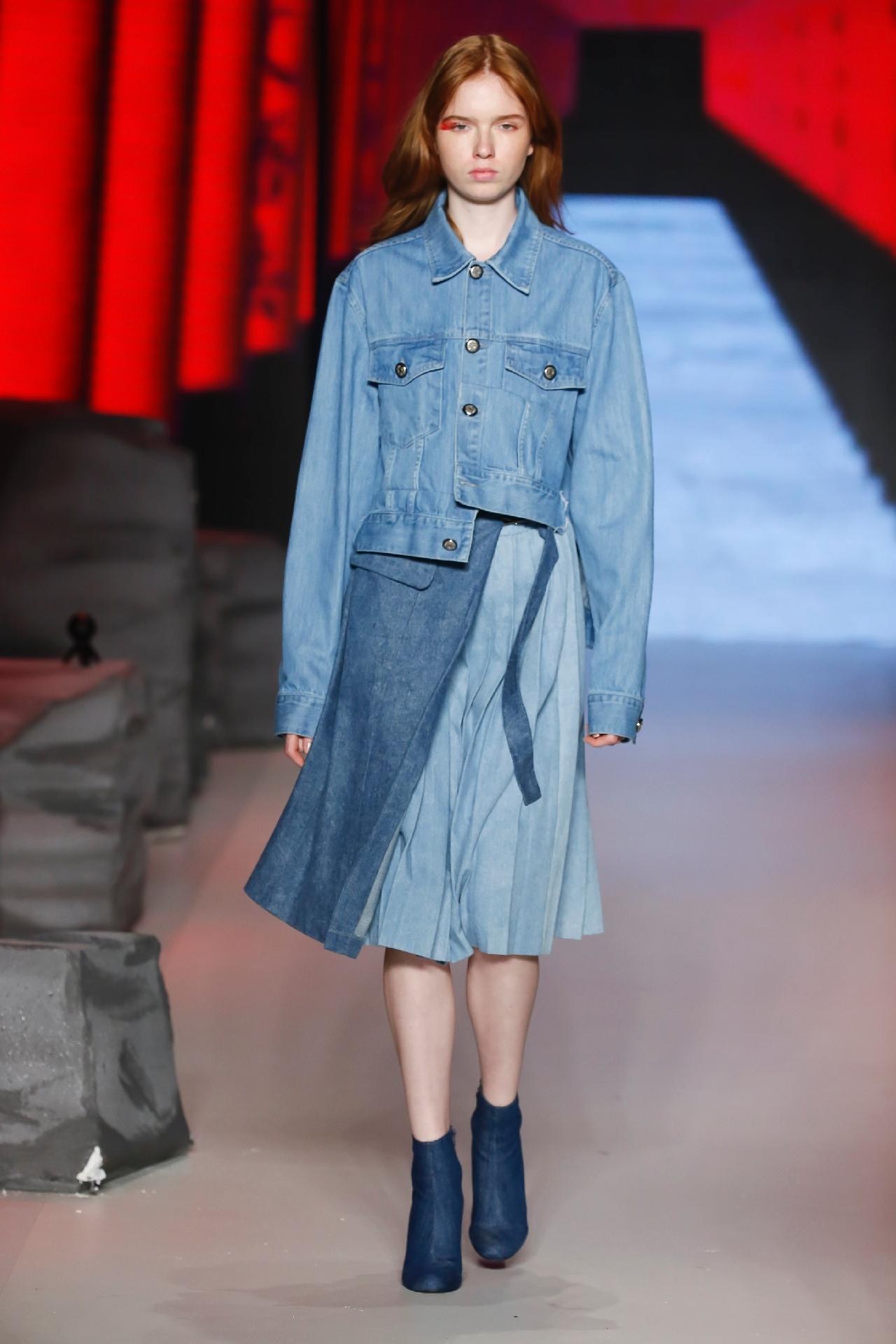 Coca-Cola Jeans desfila coleção na SPFW N42 - Alexandre Schneider/UOL