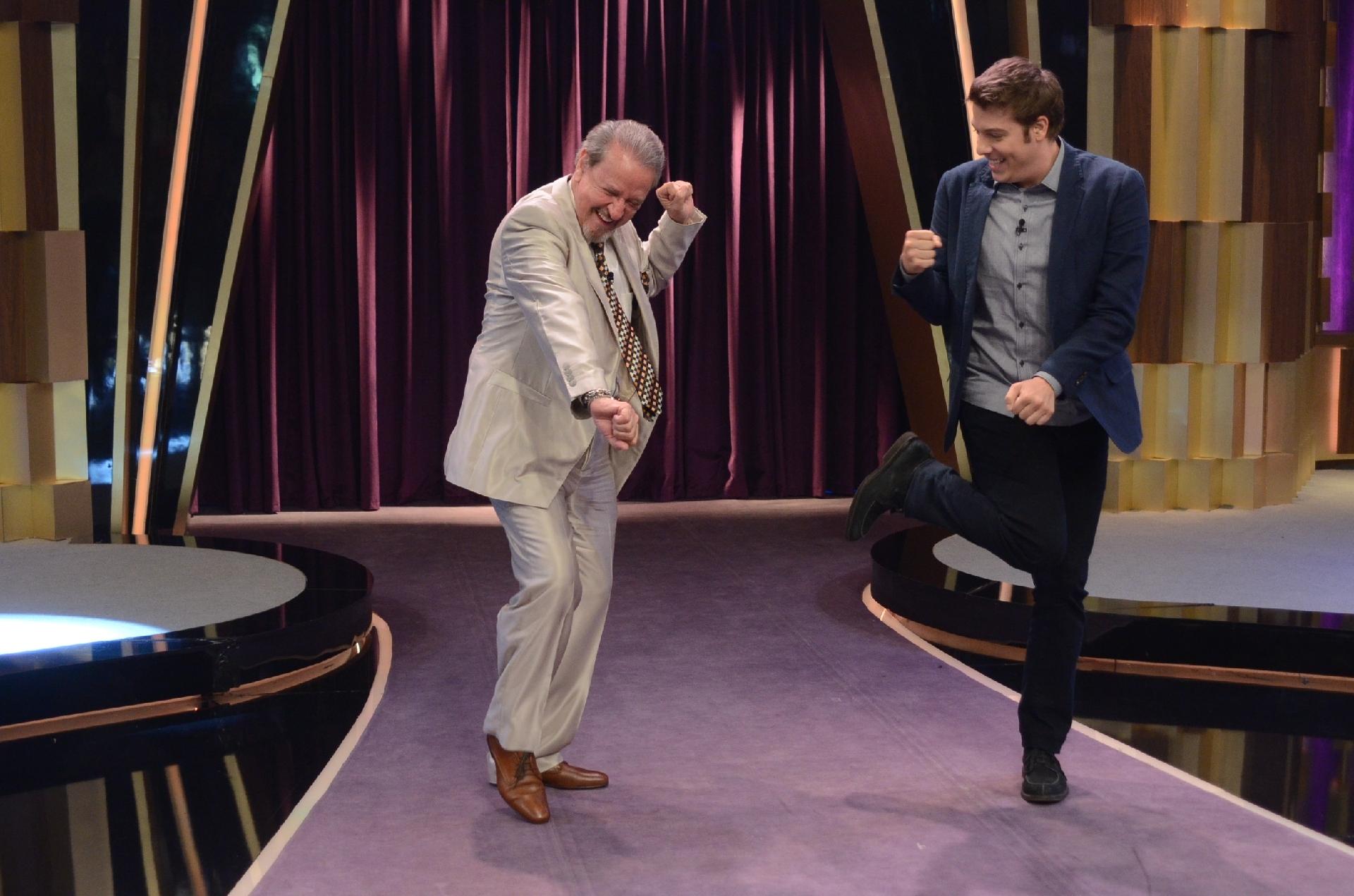 7.dez.2016 -  Carlos Villagrán, intéprete do Quico, é o entrevistado do "Programa do Porchat" desta quarta-feira - Antonio Chahestian /Record