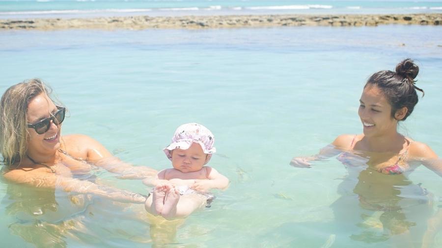 Madalena boia em piscina natural na Praia dos Carneiros - Reprodução/Instagram
