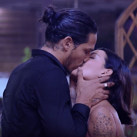 João Zoli e Gabi Prado se apaixonaram no reality - Reprodução/Play Plus - Reprodução/Play Plus