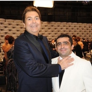 Fausto Silva e seu fiel garçom Maradona  - Divulgação - Divulgação