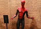 Traje oficial e outro misterioso do novo "Homem-Aranha" são revelados na CCXP - Iwi Onodera/UOL