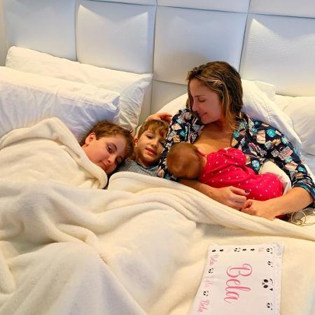 Claudia Leitte com os três filhos - Reprodução/Instagram - Reprodução/Instagram