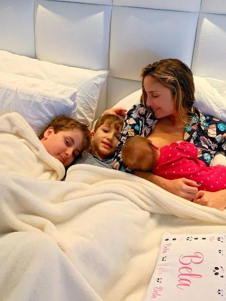 Claudia Leitte e os três filhos, Rafael, Davi e a Bela - Reprodução/Instagram