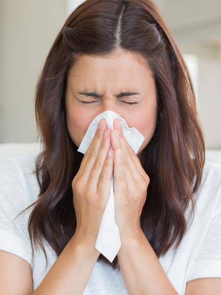 gripe, resfriado, mal estar, doença respiratória - iStock
