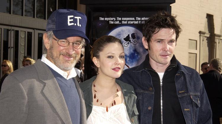 Steven Spielberg, Drew Barrymore and Henry Thomas during 'ET' 20th Anniversary - SGranitz/WireImage - SGranitz/WireImage