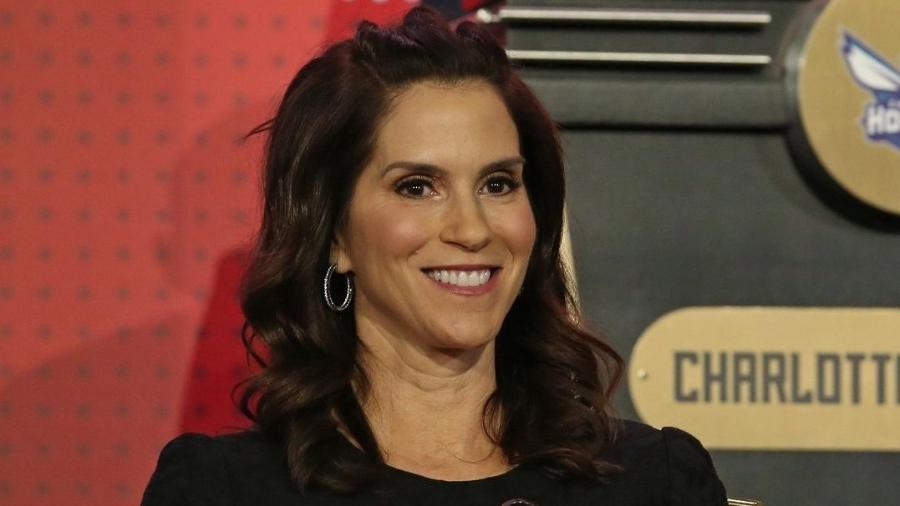 Jami Gertz é a atriz mais rica do mundo 