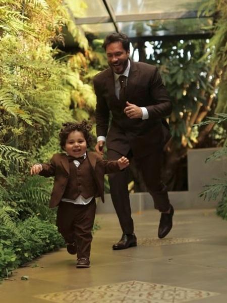 Noivo Eliezer compartilhou fotos com o filho Ravi, de um ano - undefined