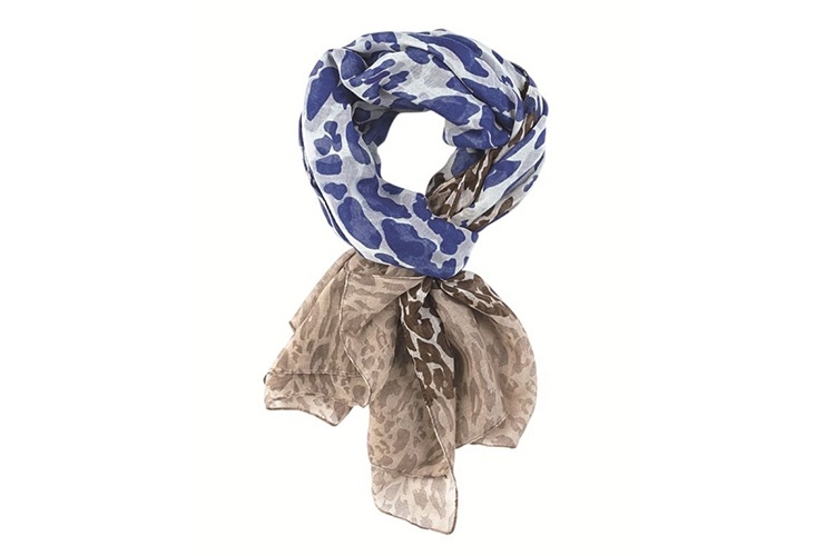 Modelo de poliéster, da Dzarm. Preço: R$ 69,99. Informação: www.dzarm.com.br | Preços e disponibilidade pesquisados em setembro de 2015 e sujeitos a alterações - Divulgação