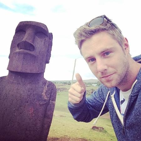 O irlandês Johnny Ward na Ilha de Páscoa - Reprodução/Instagram