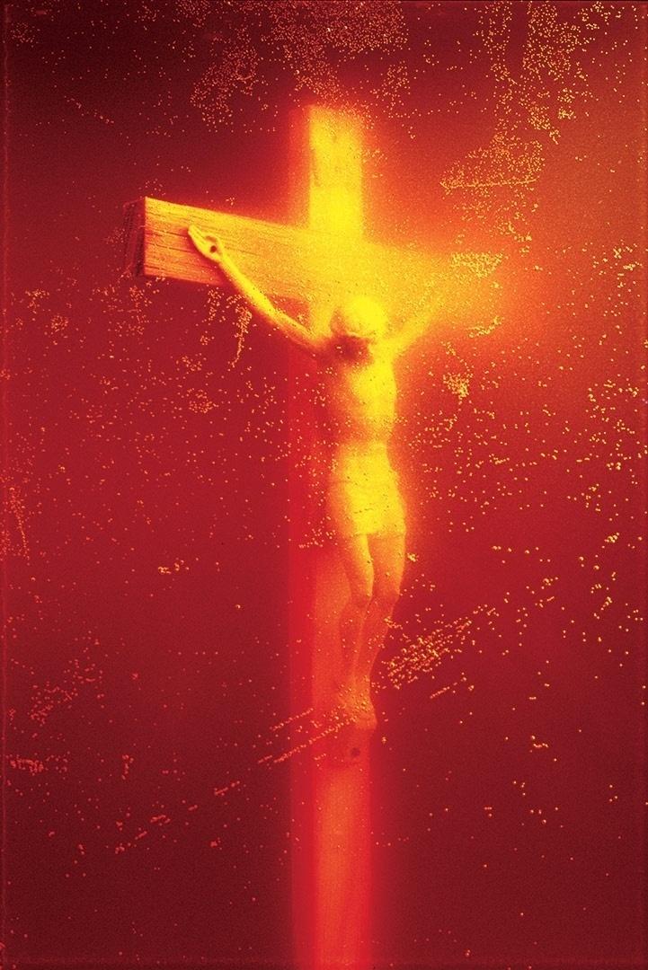 "Immersion (Piss Christ)" (1987), de Andres Serrano - Reprodução