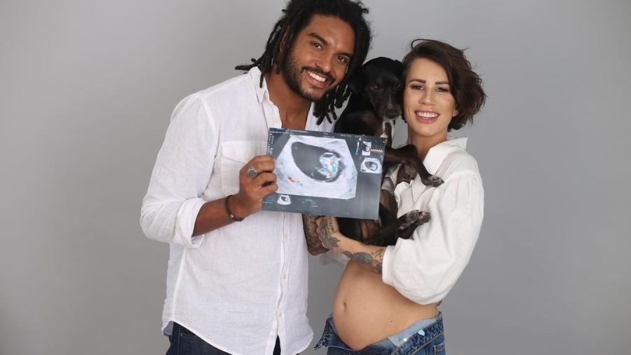 Nanda Terra e Mack David, do "Casamento às Cegas", estão grávidos - Reprodução/Instagram