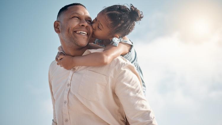 Pai e filha; felicidade - iStock - iStock