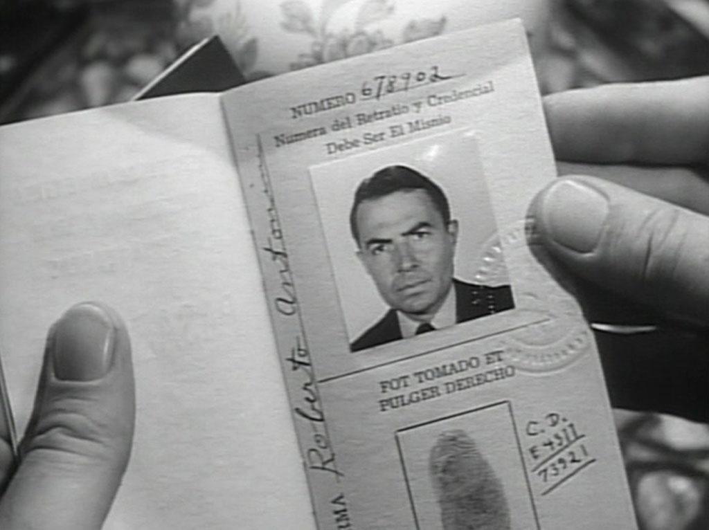 Cena de "5 dedos" (1952) - Reprodução