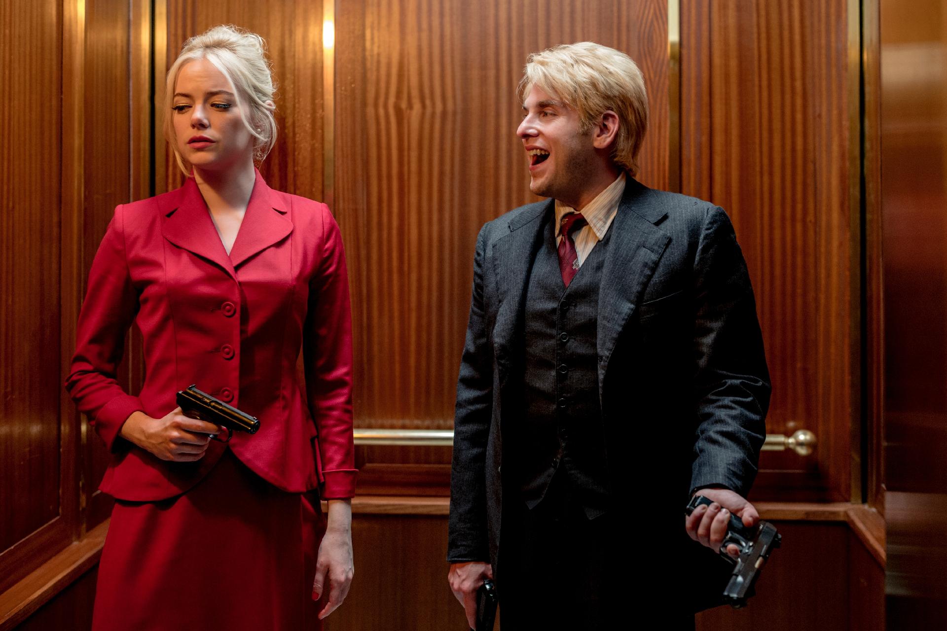 Emma Stone e Jonah Hill em cena de "Maniac", nova minissérie da Netflix - Divulgação/Netflix