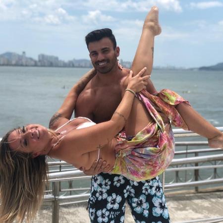 Vivi Fernandez e Moreno Nunes, atores da pegadinha "Cegos Paqueradores", do "Programa Silvio Santos" - Divulgação/SBT - Divulgação/SBT