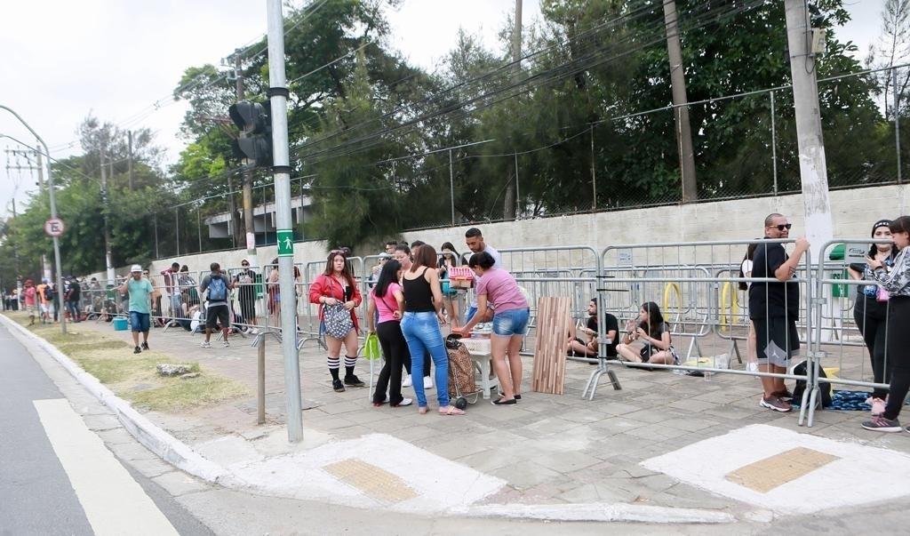Movimento na manhã de sábado se mostra tranquilo antes da abertura dos portões do Lollapalooza - Iwi Onodera/UOL