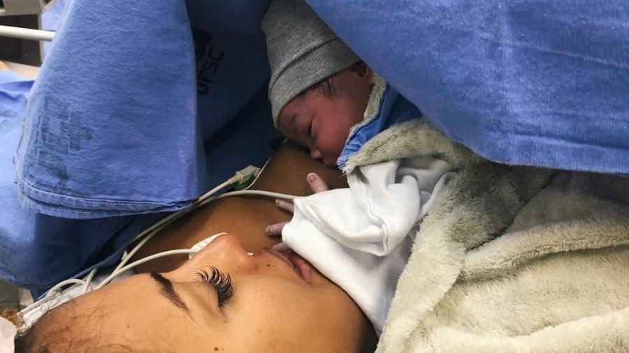 Gabriela Flor compartilha clique de seu filho recém-nascido - Reprodução/Globo