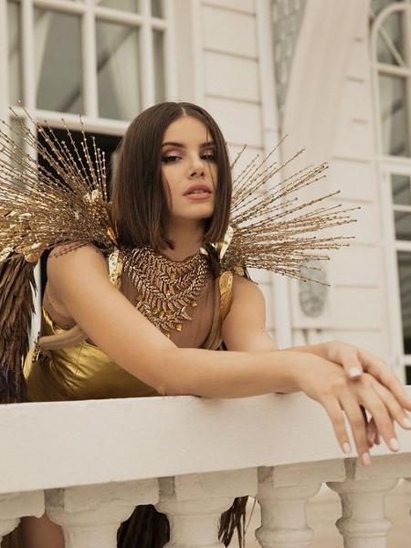 Camila Queiroz anuncia que será a Rainha do Baile do Copacabana Palace 2020 - Reprodução/Instagram