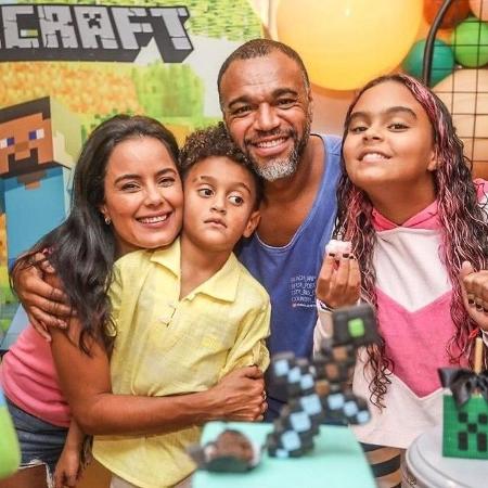 Luciele Di Camargo, Denilson e os filhos, Davi e Maria Eduarda - Reprodução/Instagram