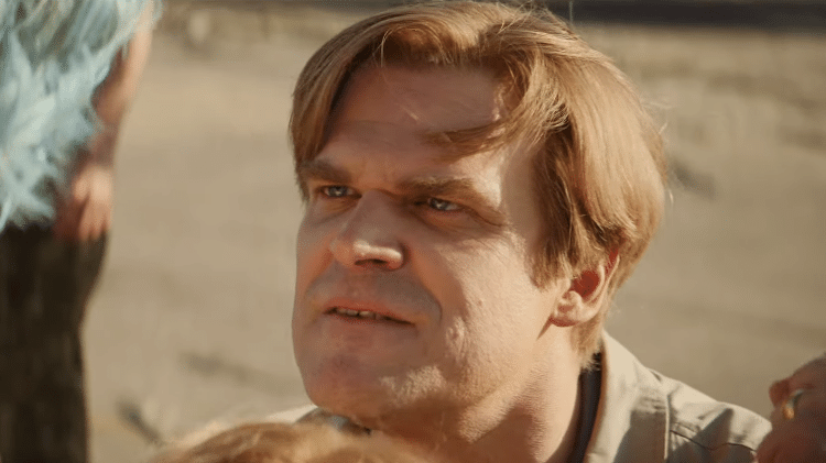 David Harbour em cena de 'Viúva Negra' David Harbour em cena de 'Viúva Negra'