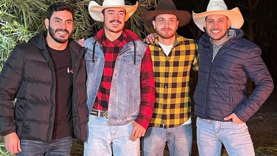 Rodolffo, Jacques Vanier, Gustavo Tubarão e Caio Afiune em festa junina - Reprodução/Instagram
