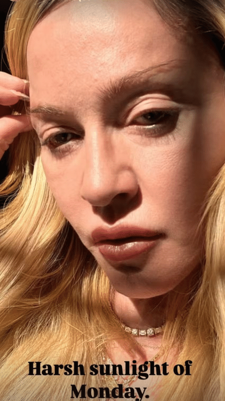 Madonna posa sem maquiagem e recebe elogios: 'Tão linda' Madonna posa sem maquiagem e recebe elogios: 'Tão linda'
