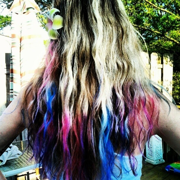 Tye Dye Hair - Reprodução/Instagram/@lex_lar