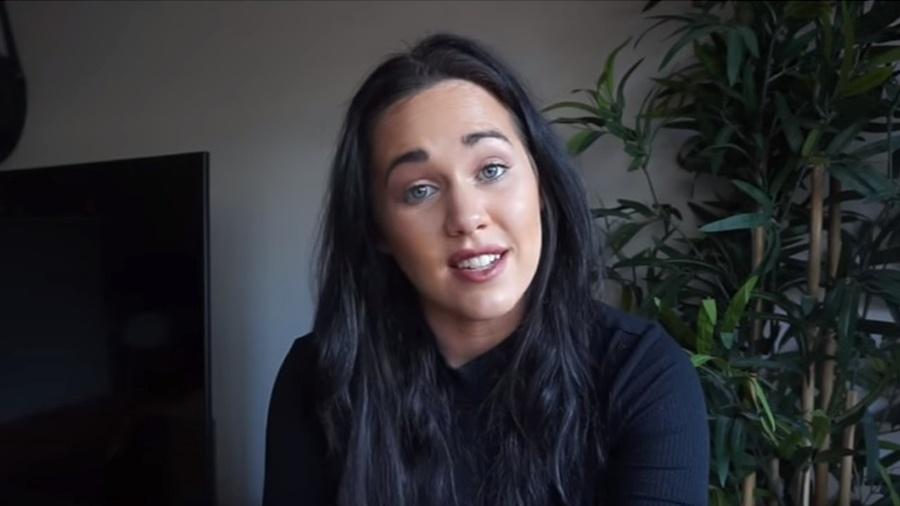 Em seu canal no YouTube, Sophie Cachia conta as dificuldades que enfrenta na segunda gravidez - Reprodução/YouTube