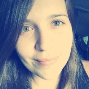 Jéssica Moura, 25 anos, assinante do clube de livros "TAG: Experiências Literárias" - Arquivo pessoal - Arquivo pessoal