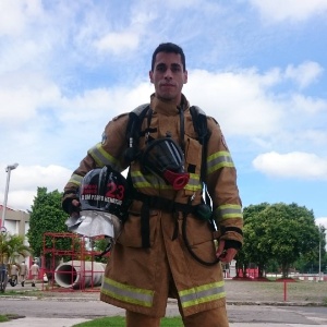 Dublê Pedro Henrique Bittencourt é bombeiro no Rio de Janeiro - Reprodução/Instagram/pedroduble - Reprodução/Instagram/pedroduble