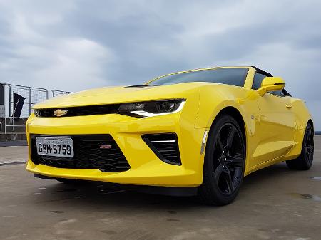 tenis camaro amarelo