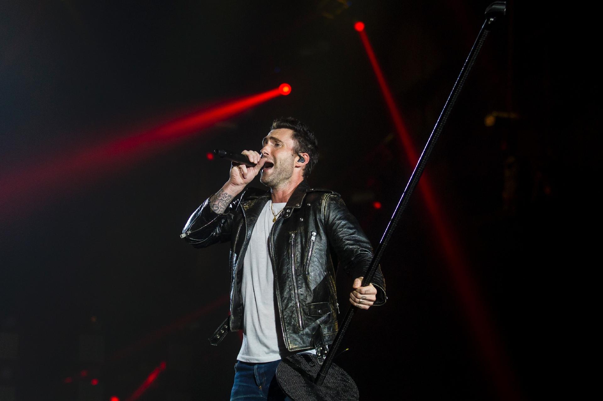 O Maroon 5 fez no sábado o show oficial deles no Rock in Rio, depois de substituir Lady Gaga na sexta-feira - Bruna Prado/UOL