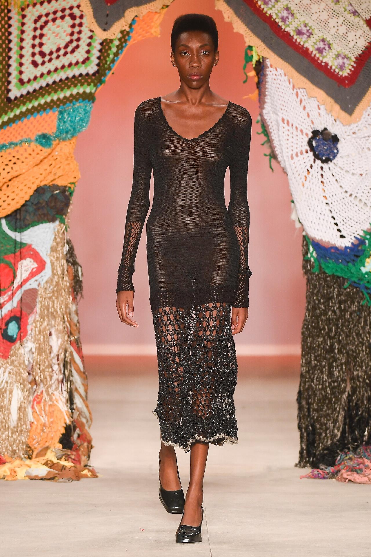 Desfile da Projeto Ponto Firme na SPFW 45 - Divulgação/Fotosite