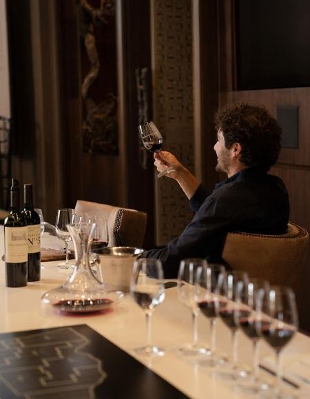 As visitas mais caras chegam a custar 100 mil pesos chilenos, cerca de R$564,00.