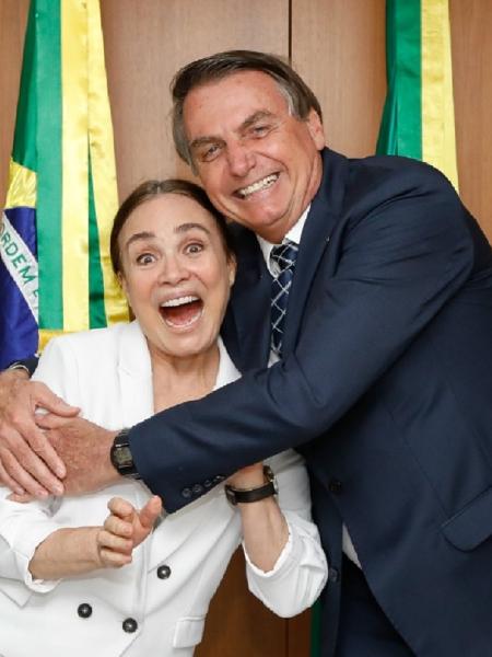 Bolsonaro e Regina Duarte se encontraram no Planalto na semana passada - Reprodução/Twitter