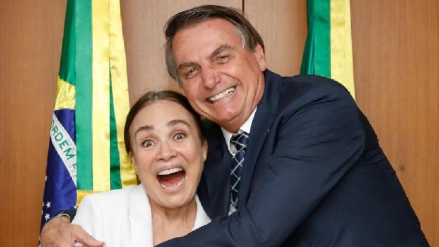 Jair Bolsonaro em foto com Regina Duarte - Reprodução/Twitter
