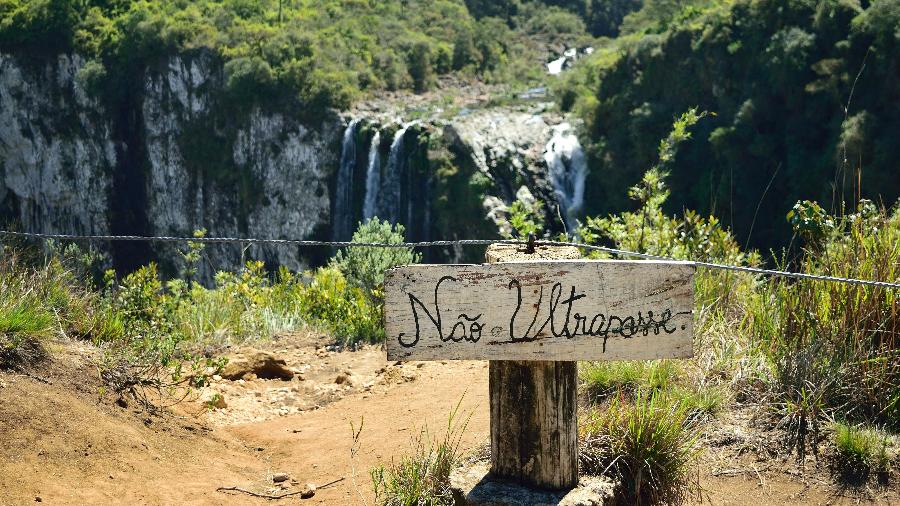 Sinalização do parque nacional Aparados da Serra - Felipe van Deursen