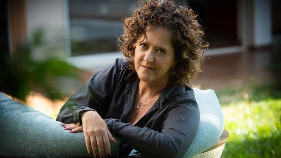 Carla Madeira é autora do livro "Tudo é rio" - Marcia Charnizon