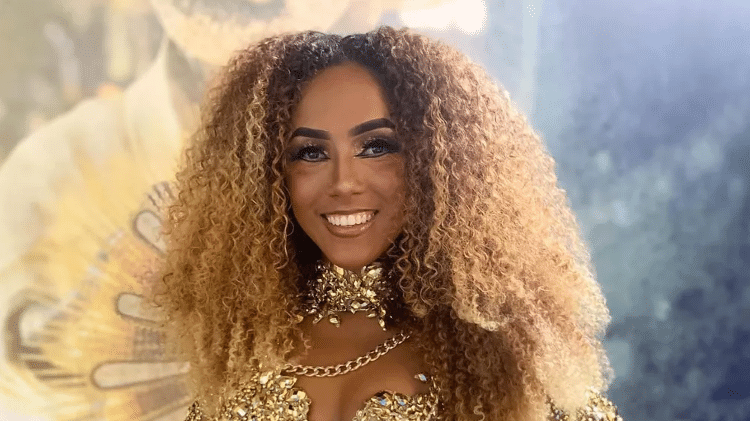 Mayara Lima viralizou em vídeo sincronizado com bateria da Paraíso do Tuiuti - Reprodução - Reprodução