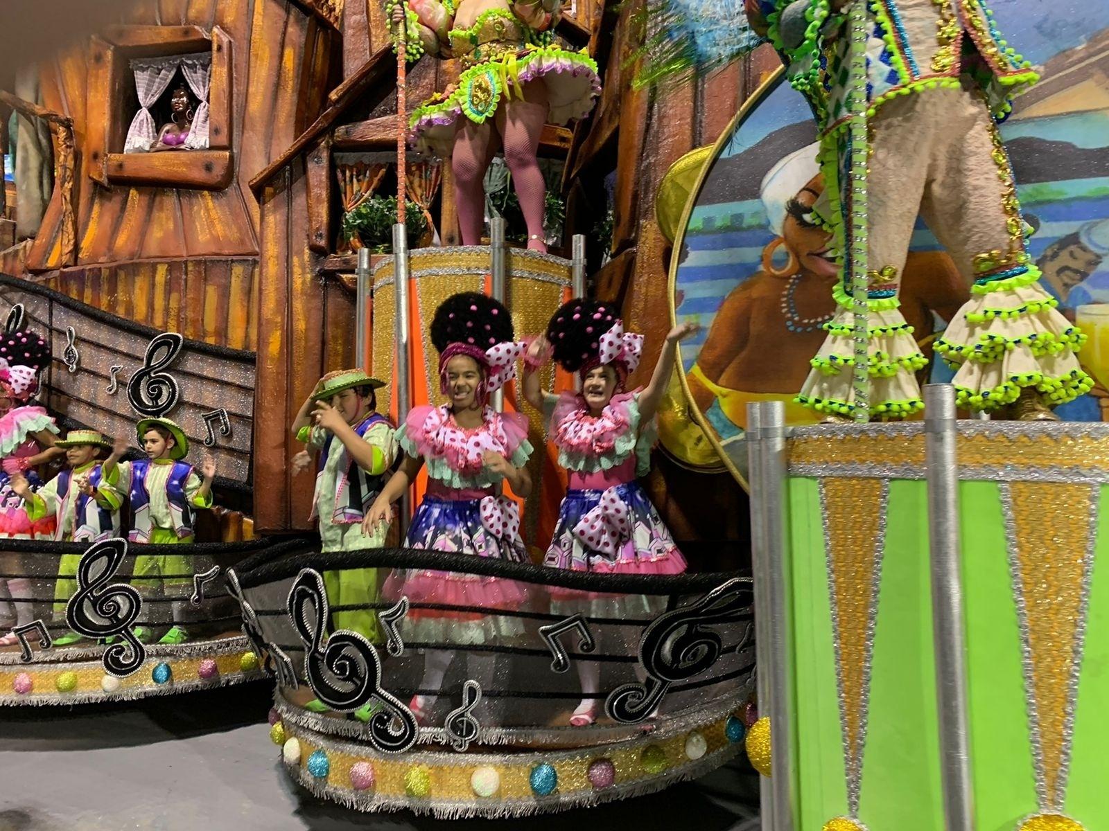 Desfile da Mocidade Alegre, segunda colocada no Grupo Especial - Bruno Laurato/Colaboração para o UOL